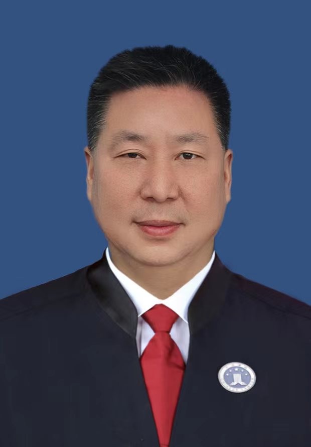 黄文渠律师